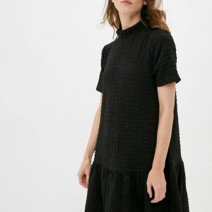 Платье b.young